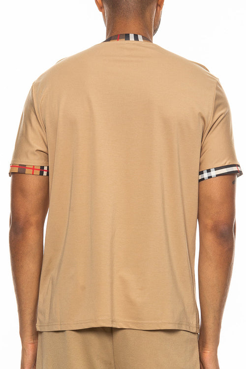 Camiseta con detalles de cuadros | Checkered Detail T-Shirt