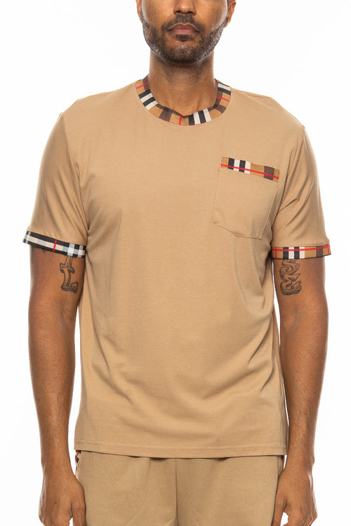 Camiseta con detalles de cuadros | Checkered Detail T-Shirt